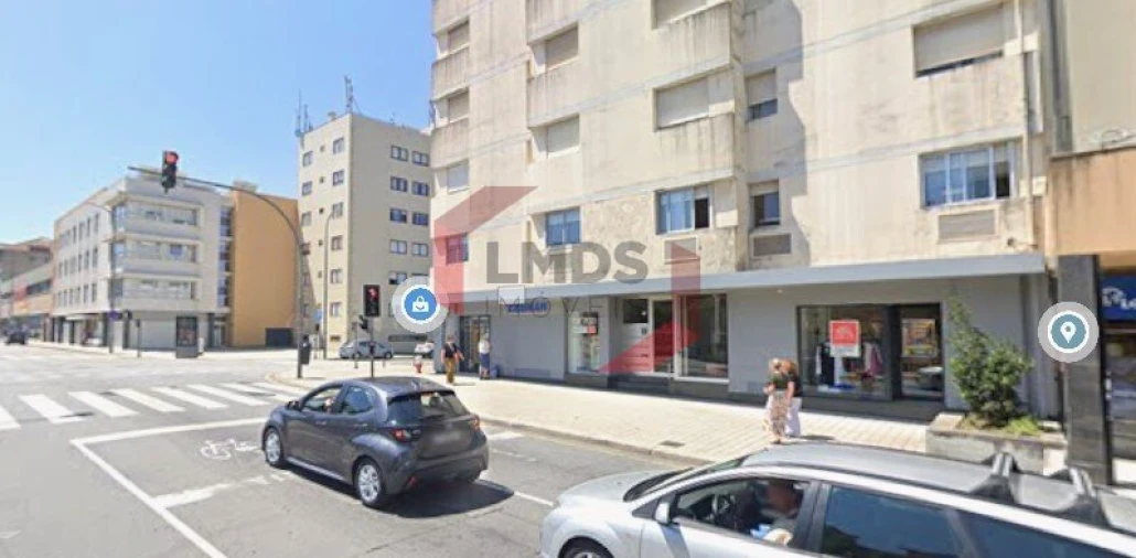 Loja para Arrendamento em Paranhos Foto 4