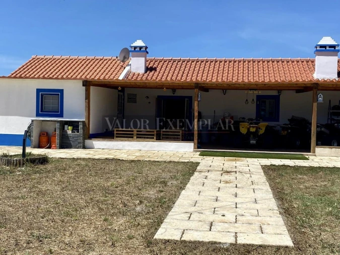 Moradia T4 para Venda em São Domingos e Vale de Água Foto 2