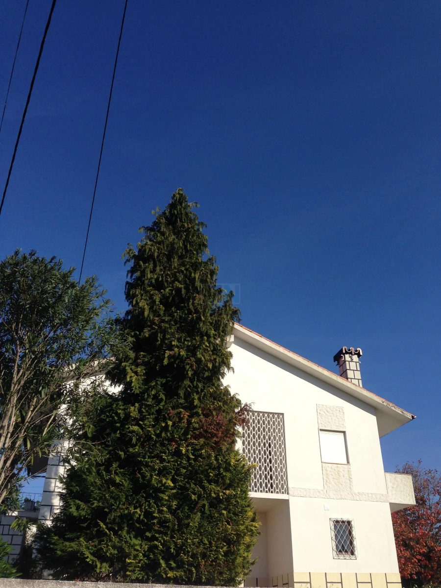 Moradia T3 para Venda em Almalagues Foto 3