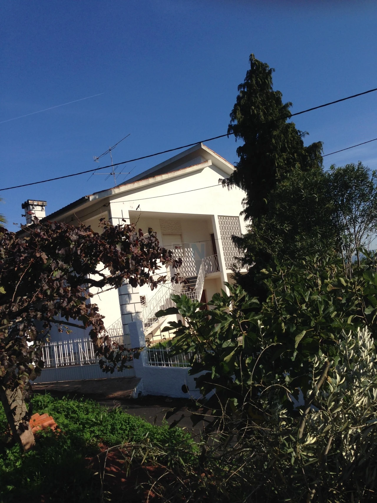 Moradia T3 para Venda em Almalagues Foto 2