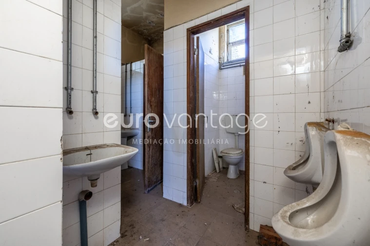 Armazém para Venda em Amor Foto 6