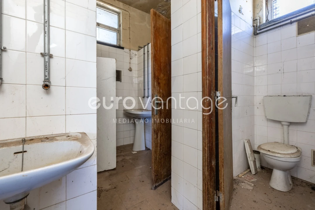 Armazém para Venda em Amor Foto 8