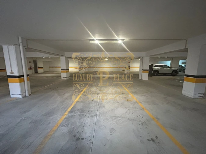 Garagem para Venda em Sesimbra (Santiago) Foto 2