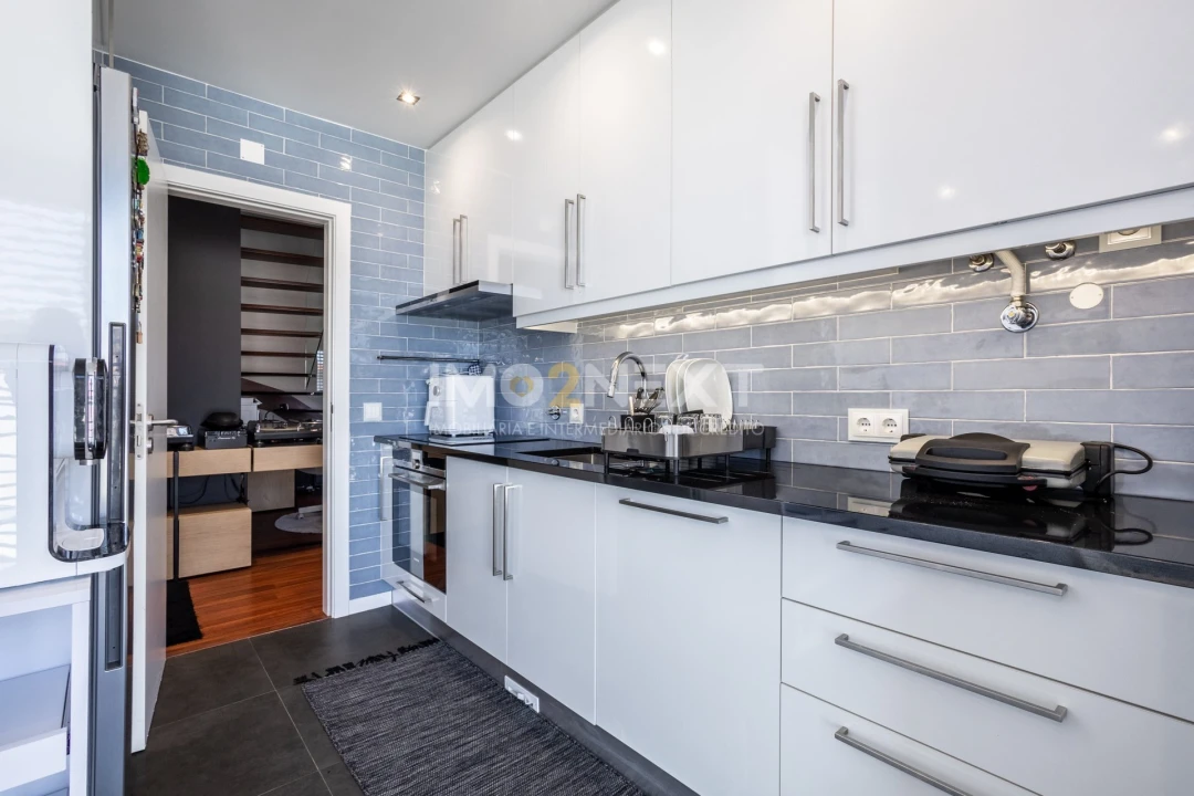 Apartamento T2 para Venda em Leiria, Pousos, Barreira e Cortes Foto 7