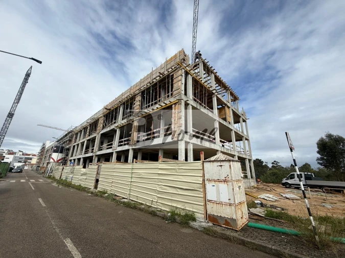 Apartamento T2 para Venda em Corroios Foto 2