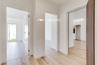 Moradia T3 para Venda em Santa Eufémia e Boa Vista