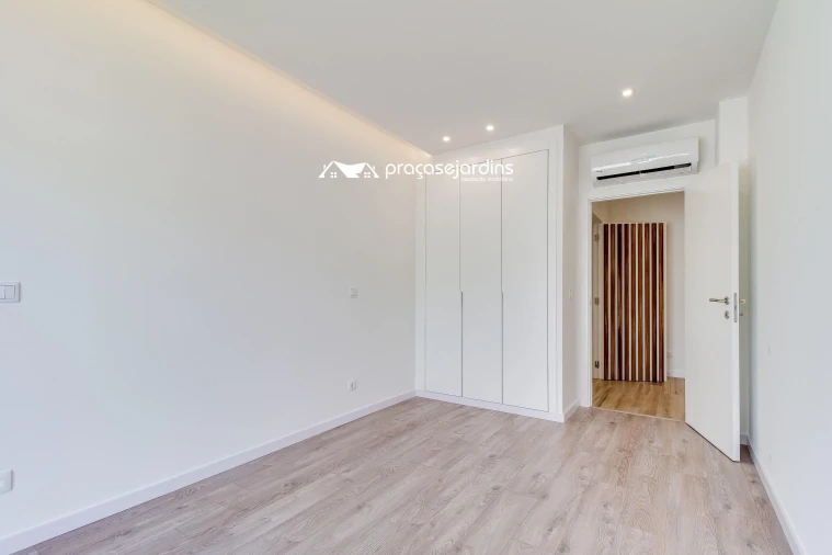 Moradia T3 para Venda em Santa Eufémia e Boa Vista Foto 18