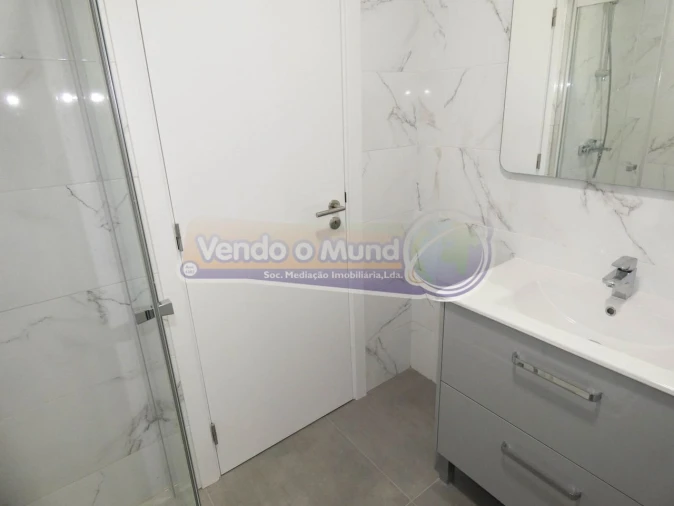 Apartamento T3 para Venda em Falagueira-Venda Nova Foto 8