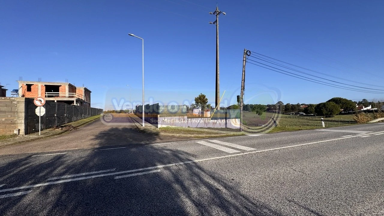 Terreno para Venda em Biscainho Foto 13