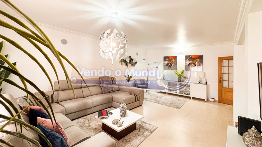 Apartamento T3 para Venda em Samora Correia Foto 3