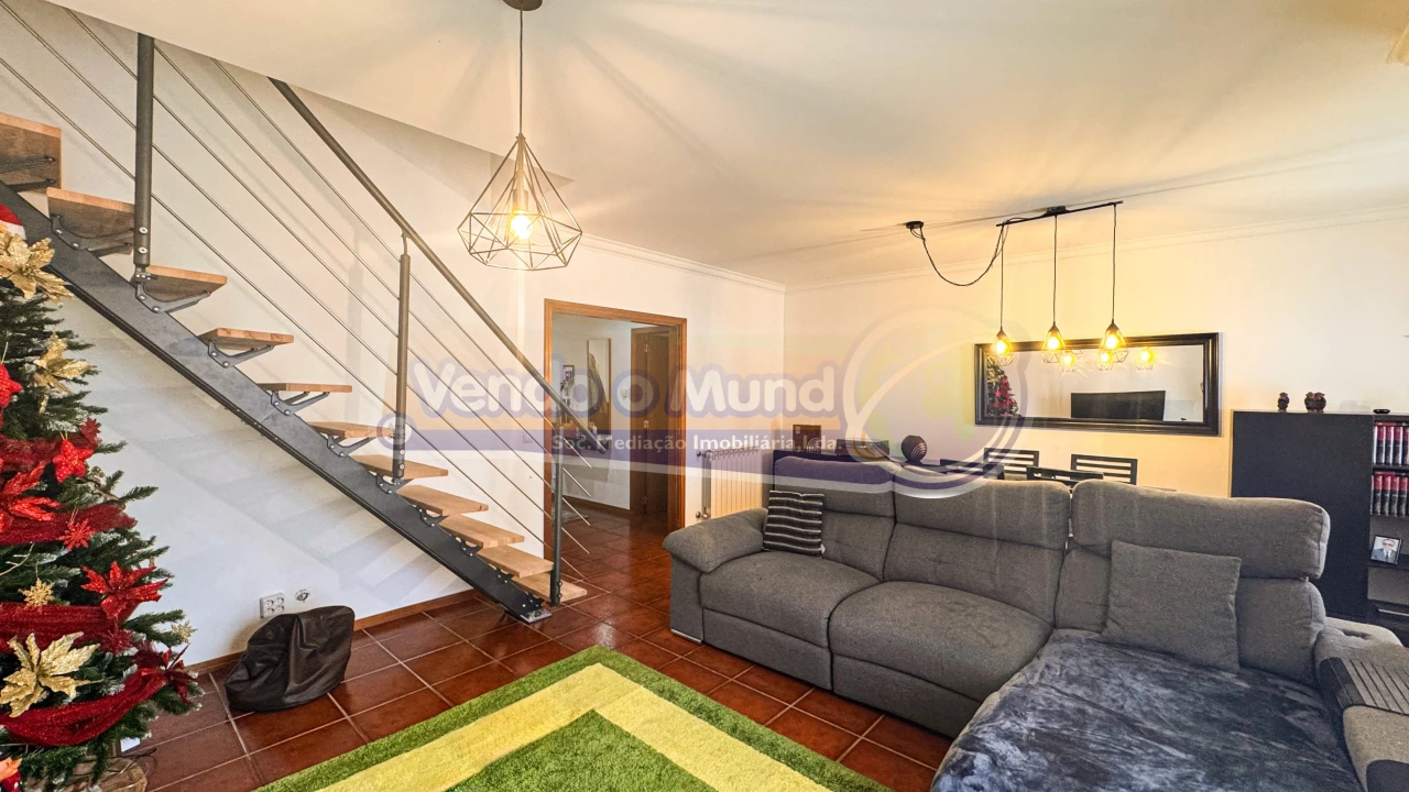Apartamento T3 para Venda em Samora Correia Foto 2