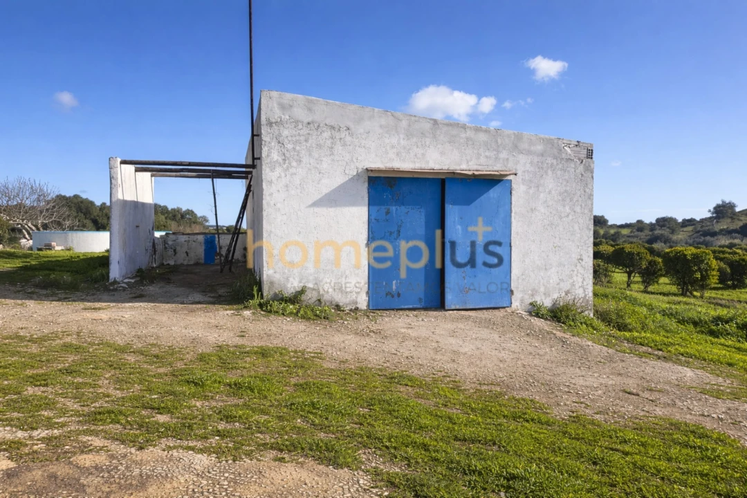 Quinta T3 para Venda em Quelfes Foto 12