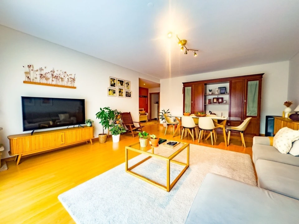 Apartamento T3 para Venda em Algueirão-Mem Martins Foto 3