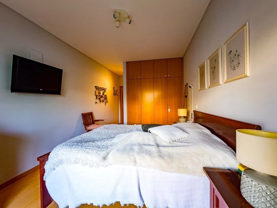 Apartamento T3 para Venda em Algueirão-Mem Martins Foto 9