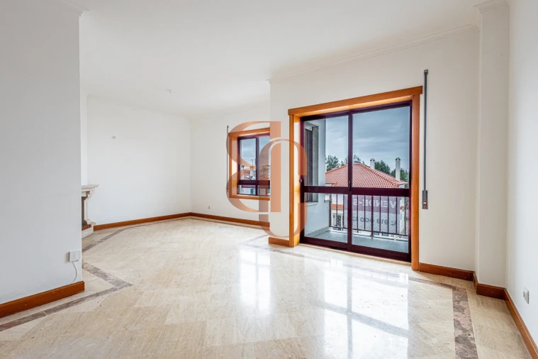 Apartamento T3 para Venda em Marvila, Ribeira Santarém, São Salvador, São Nicolau Foto 1