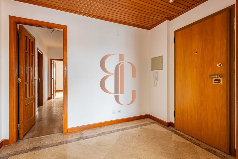 Apartamento T3 para Venda em Marvila, Ribeira Santarém, São Salvador, São Nicolau Foto 3