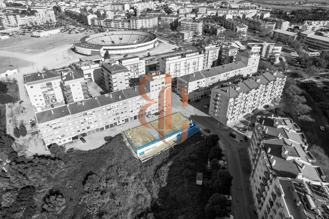 Garagem para Arrendamento em Marvila, Ribeira Santarém, São Salvador, São Nicolau Foto 16