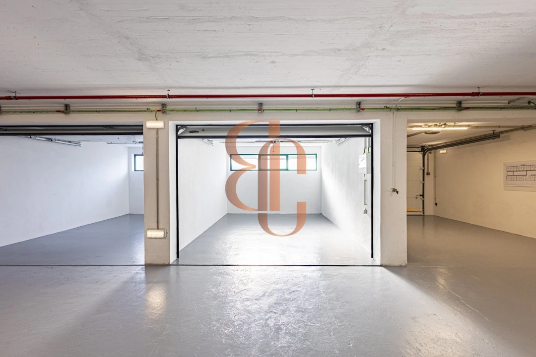 Garagem para Arrendamento em Marvila, Ribeira Santarém, São Salvador, São Nicolau Foto 2