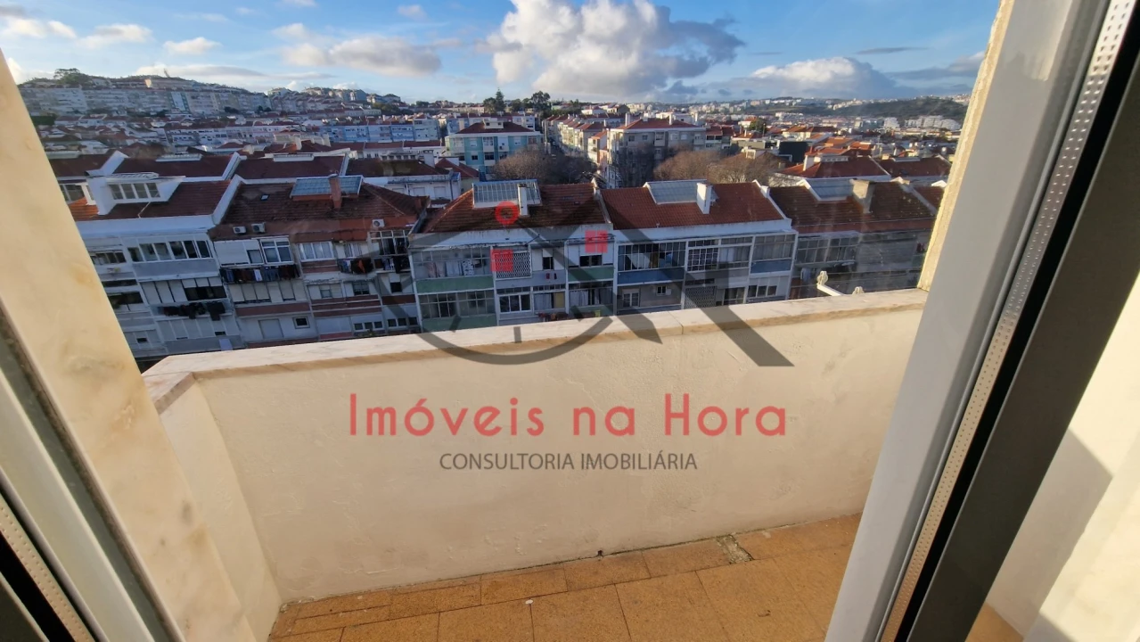 Apartamento T4 para Venda em Águas Livres Foto 13