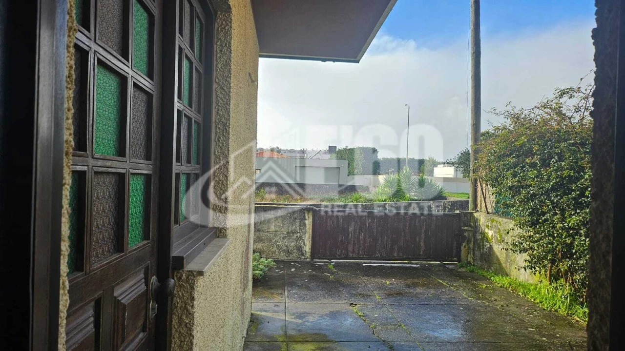 Moradia T4 para Venda em Esmoriz Foto 8