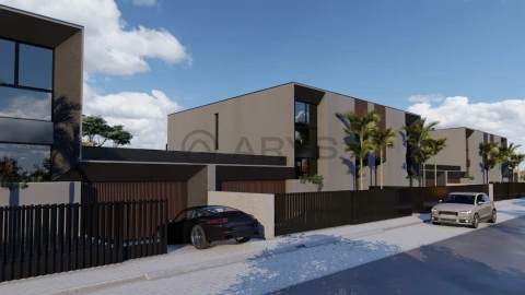 Moradia T4 para Venda em Mire de Tibães