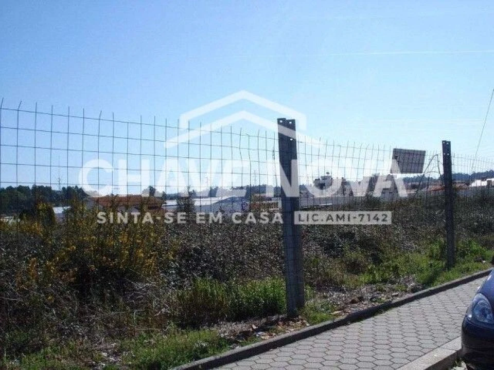 Terreno P/ Prédio para Venda em Arcozelo Foto 1