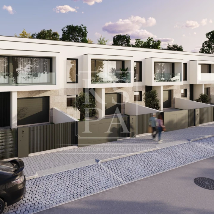 Moradia T3 para Venda em Brufe Foto 1