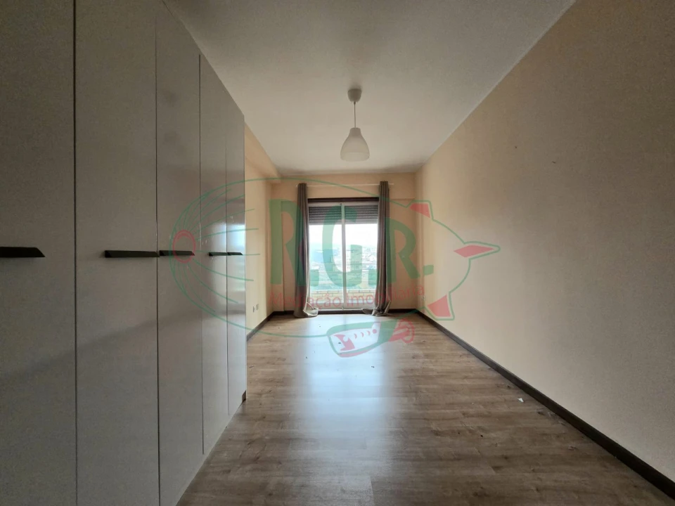 Apartamento T3 para Venda em Gondomar (São Cosme), Valbom e Jovim Foto 27