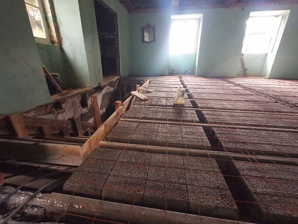 Moradia T2 para Venda em São Pedro de France Foto 3