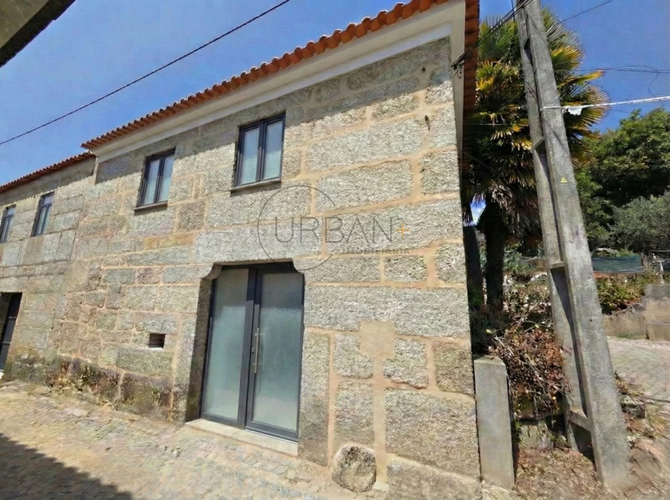 Moradia T2 para Venda em São Pedro de France Foto 1