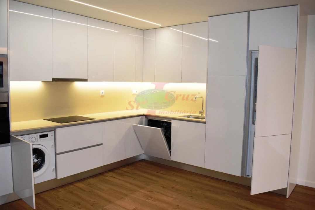 Apartamento T2 para Venda em Santa Clara e Castelo Viegas Foto 1