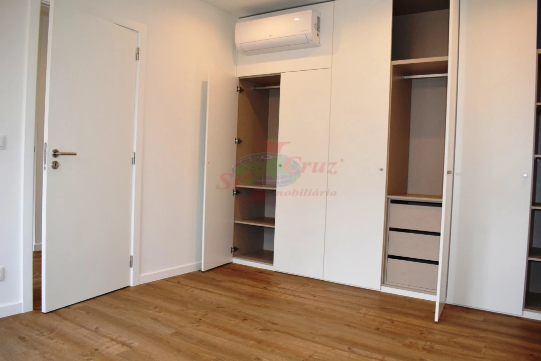 Apartamento T2 para Venda em Santa Clara e Castelo Viegas Foto 9