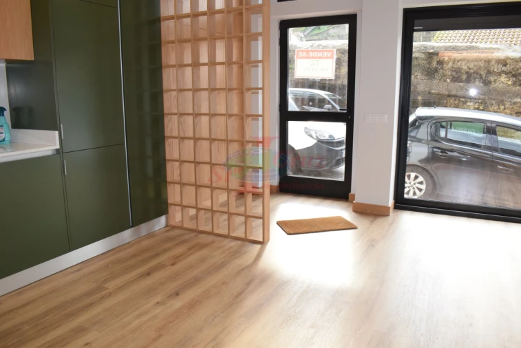 Apartamento T1 para Venda em Sé Nova, Santa Cruz, Almedina e São Bartolomeu Foto 3