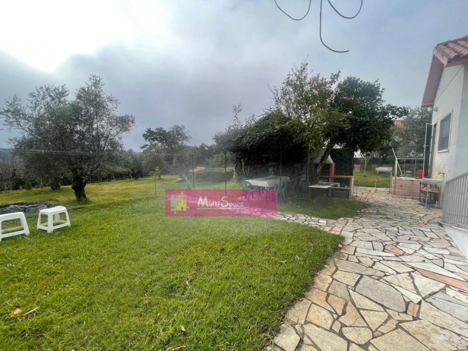 Moradia T3 para Venda em Praia do Ribatejo Foto 9