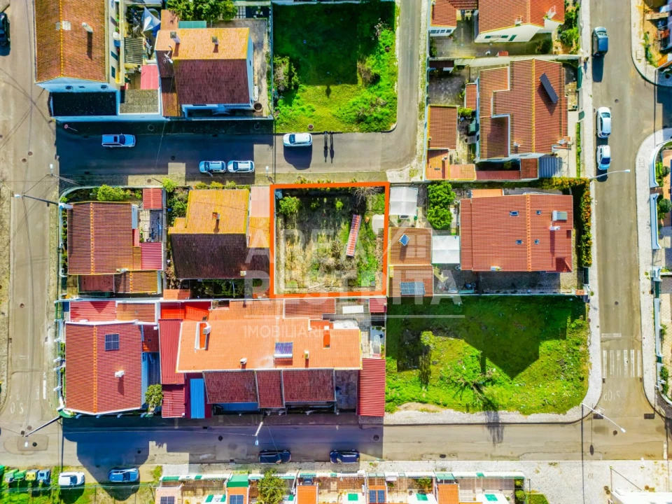 Terreno para Venda em Palmela Foto 1