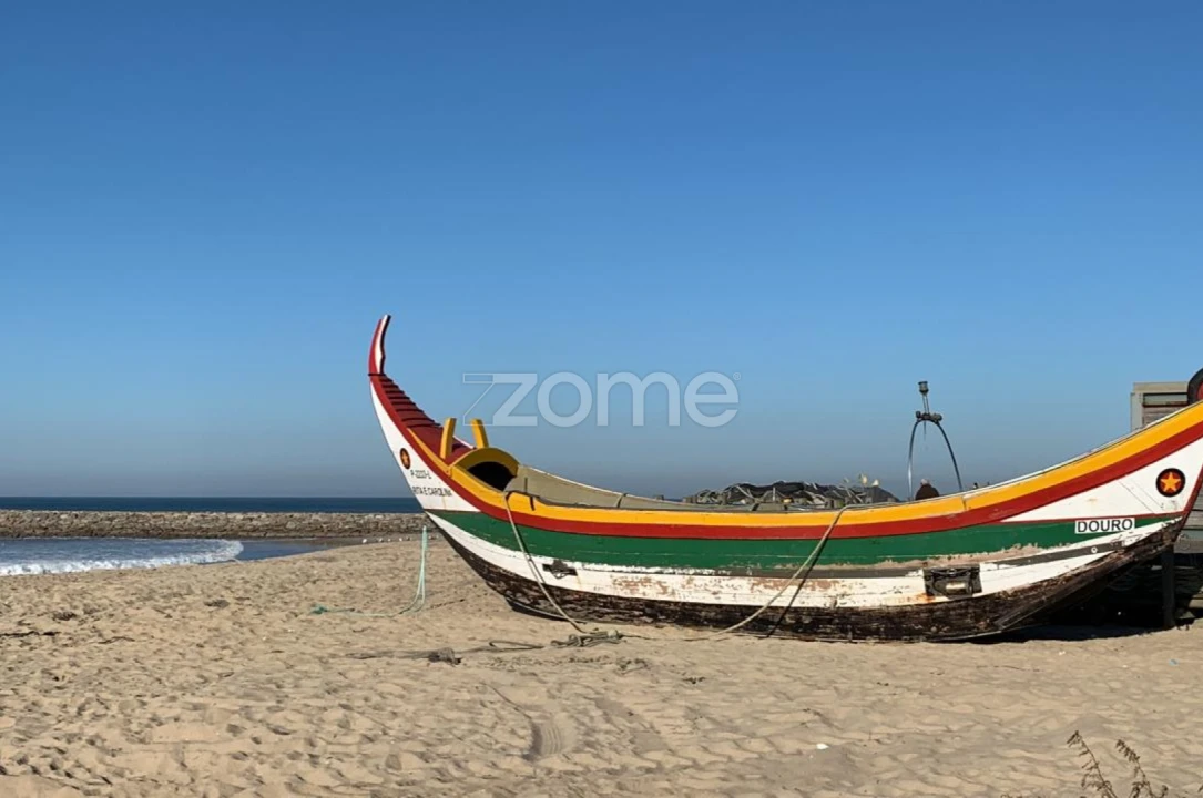 Terreno para Venda em Silvalde Foto 11