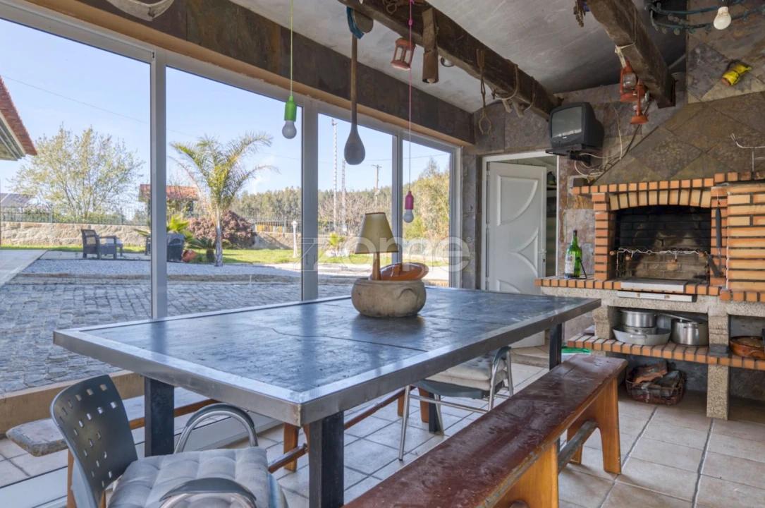 Moradia T4 para Venda em Água Longa Foto 17