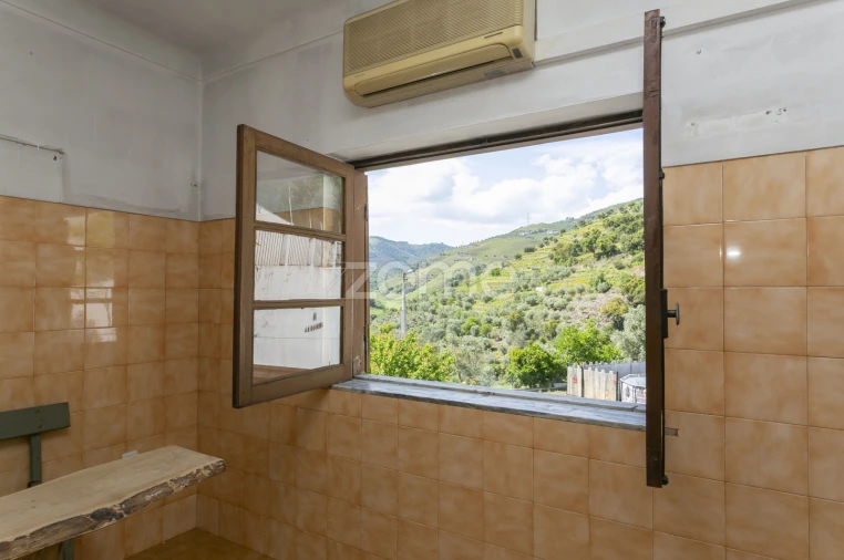 Moradia T3 para Venda em Galafura e Covelinhas Foto 33