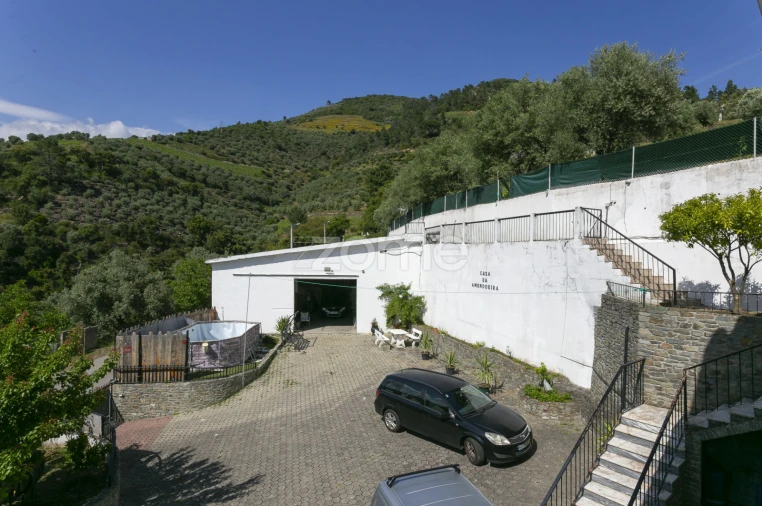 Moradia T3 para Venda em Galafura e Covelinhas Foto 32