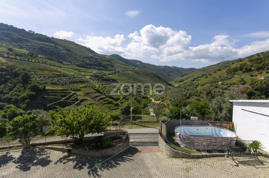 Moradia T3 para Venda em Galafura e Covelinhas Foto 56