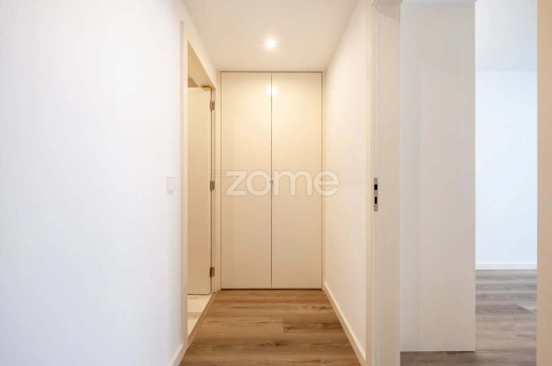Apartamento T1 para Venda em Santa Marinha e São Pedro da Afurada Foto 17