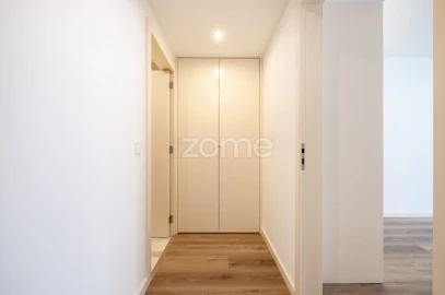 Apartamento T1 para Venda em Santa Marinha e São Pedro da Afurada