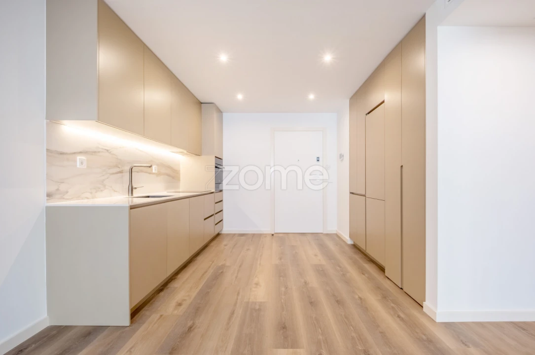 Apartamento T1 para Venda em Santa Marinha e São Pedro da Afurada Foto 11