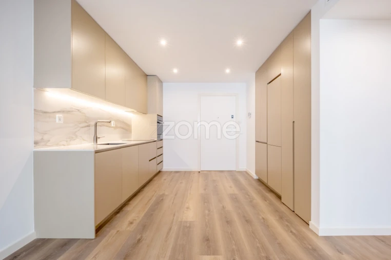 Apartamento T1 para Venda em Santa Marinha e São Pedro da Afurada Foto 11