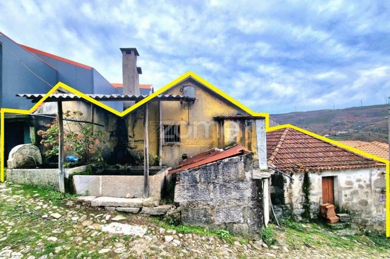 Moradia T4 para Venda em Cabril Foto 3