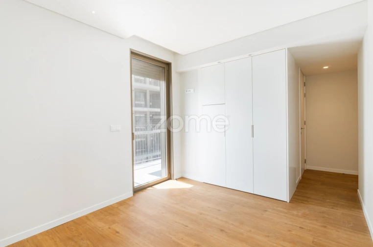 Apartamento T3 para Venda em Oliveira do Douro Foto 10