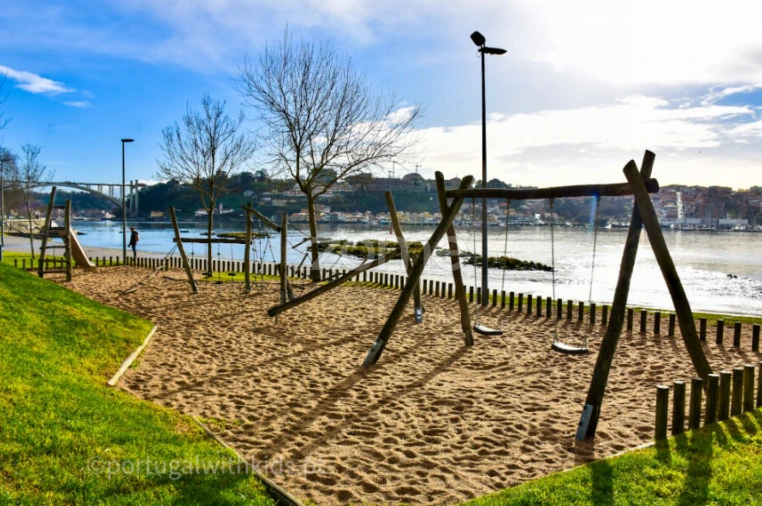 Terreno para Venda em Lordelo do Ouro e Massarelos Foto 16