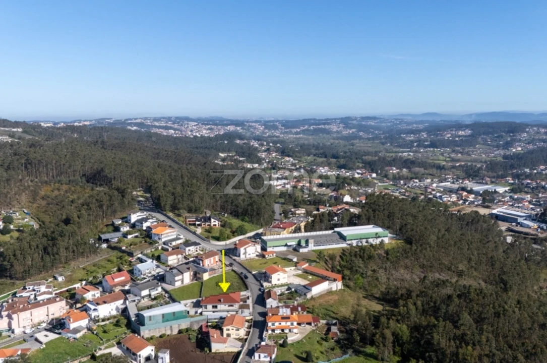 Moradia T3 para Venda em Caldas de São Jorge e Pigeiros Foto 38