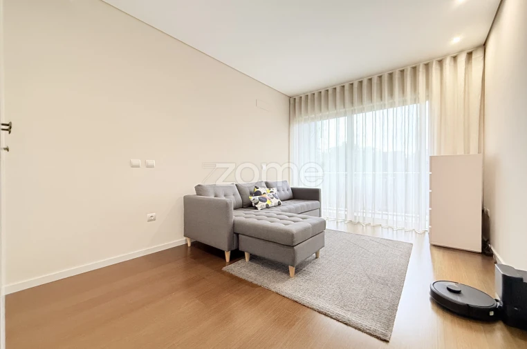 Apartamento T4 para Venda em Antas e Abade de Vermoim Foto 33