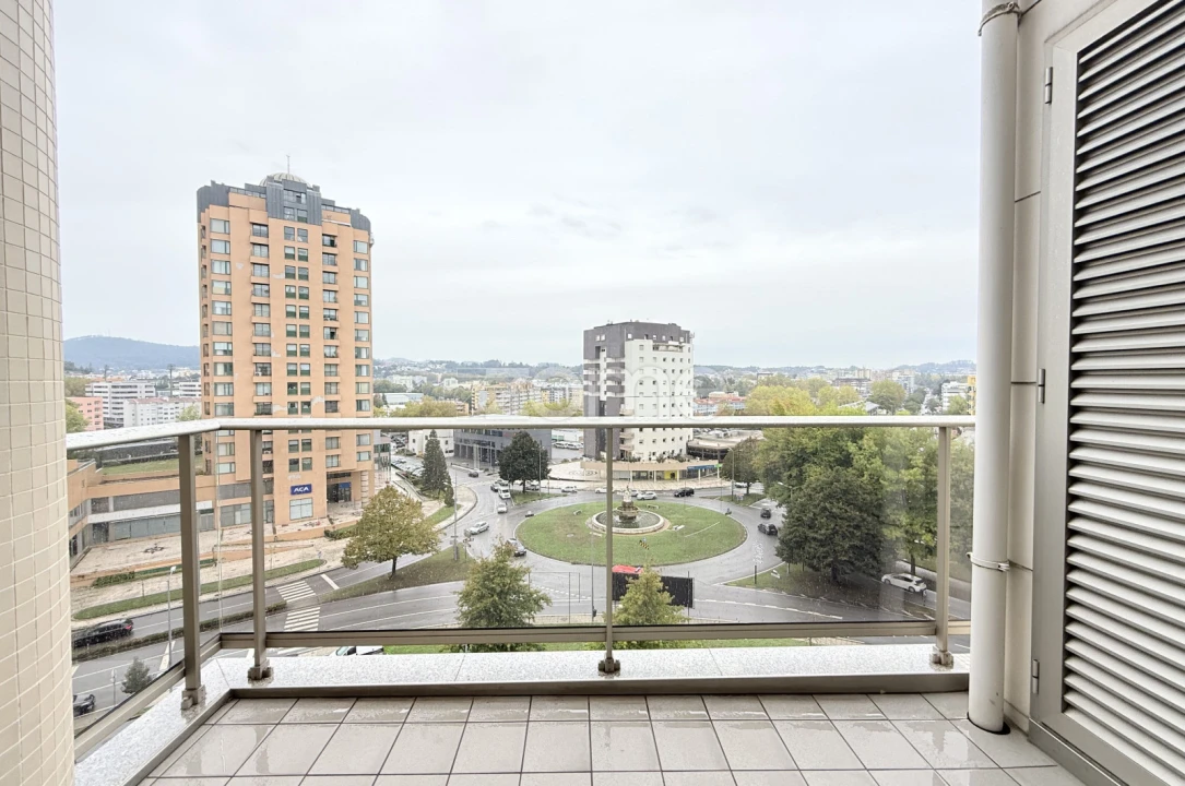 Apartamento T4 para Venda em Antas e Abade de Vermoim Foto 16